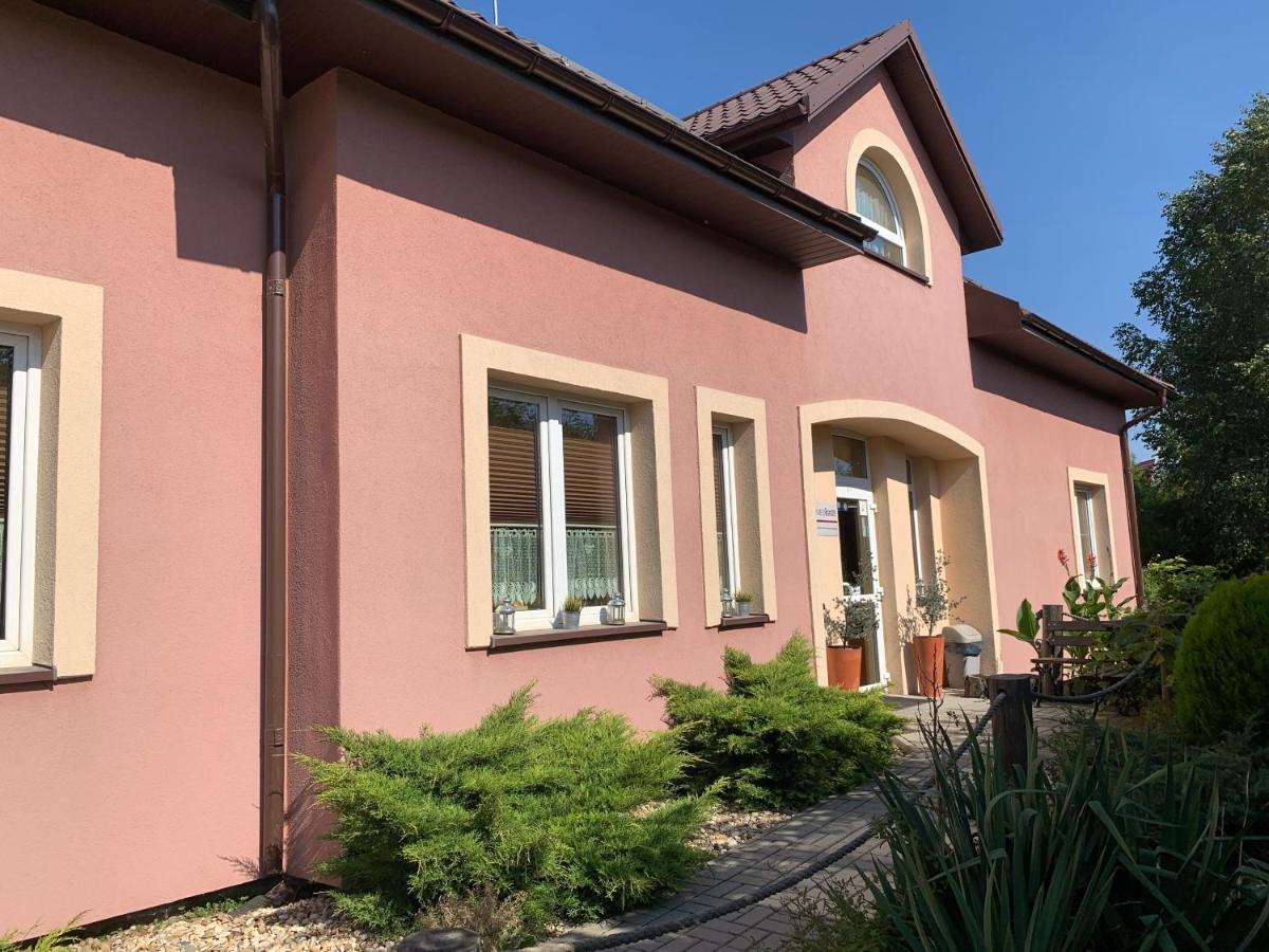 קילצה Medison Family Boutique B&B מראה חיצוני תמונה