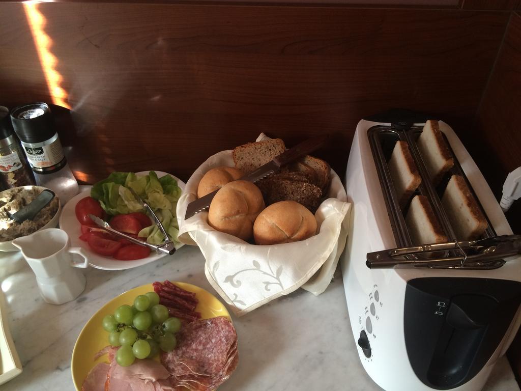 קילצה Medison Family Boutique B&B מראה חיצוני תמונה